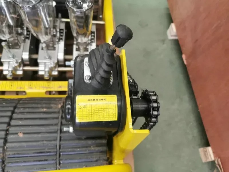 Präzisions-Zwiebelsaatmaschine – Agriculture Onion Farming Bewertung und Preis
